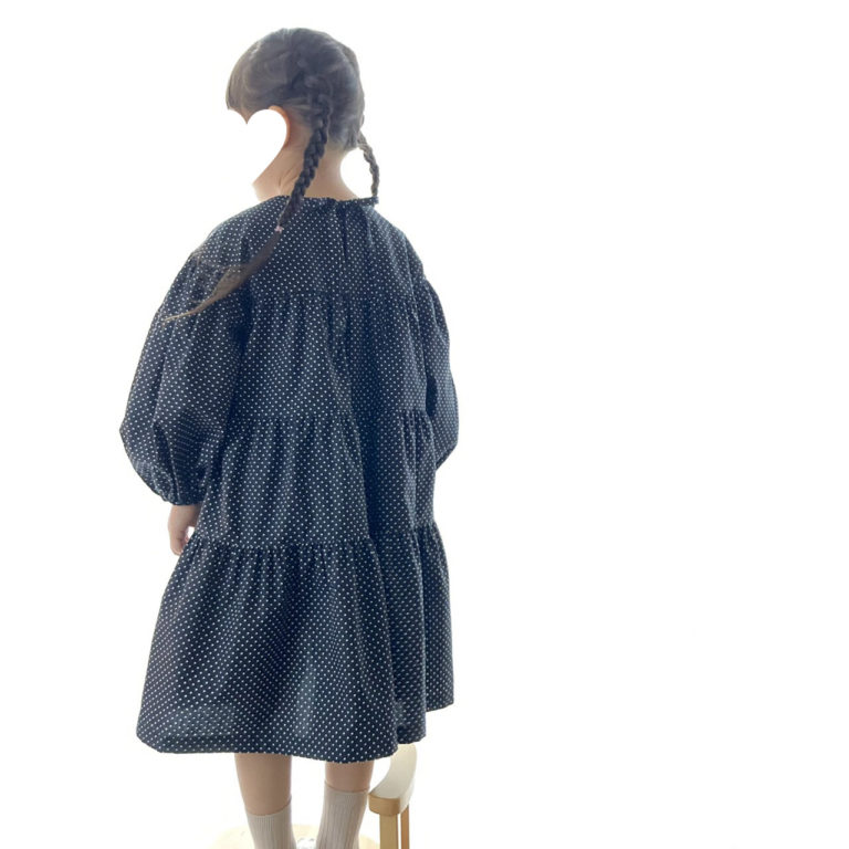 04-00tiered-poone-pspecs